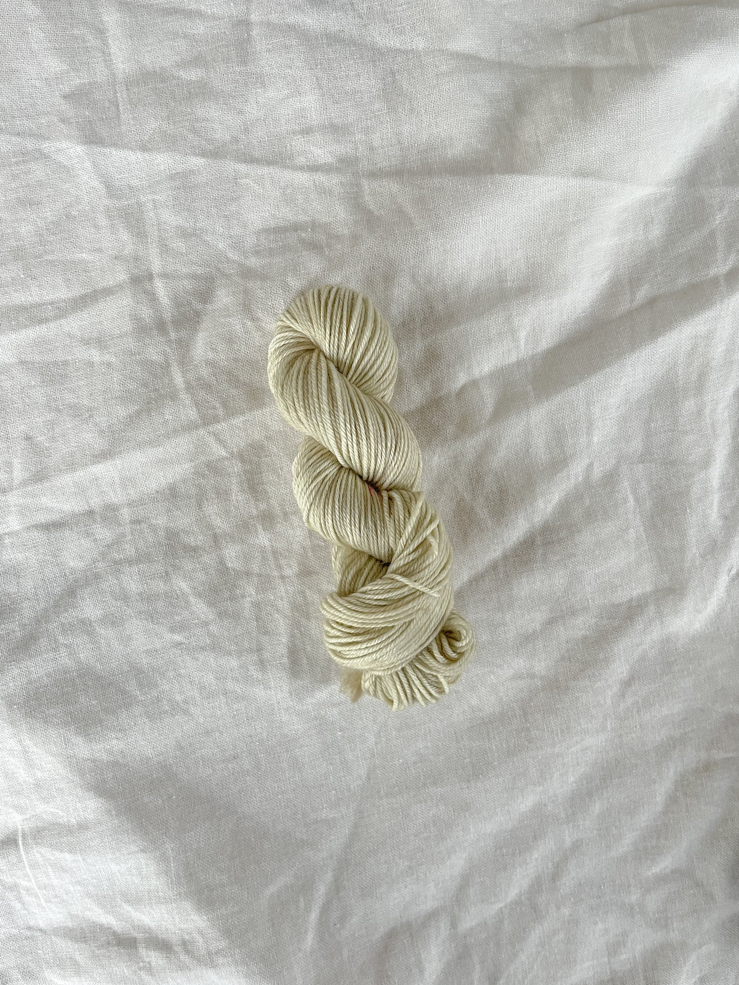Green Tea - Håndfarget garn - Oliva Fibers & Design