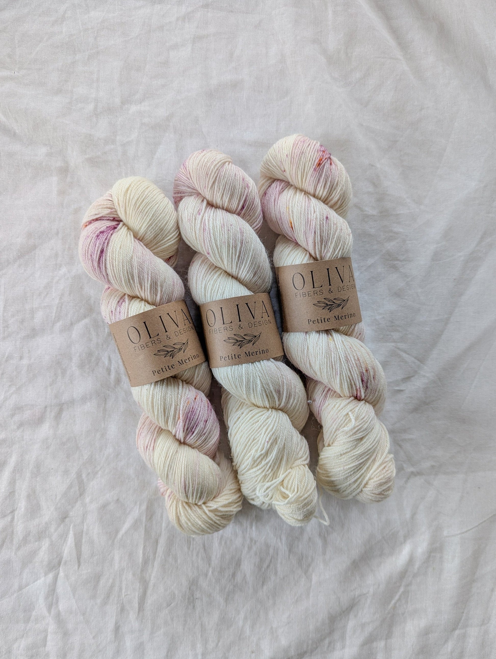 Krokus - Håndfarget garn - Oliva Fibers & Design