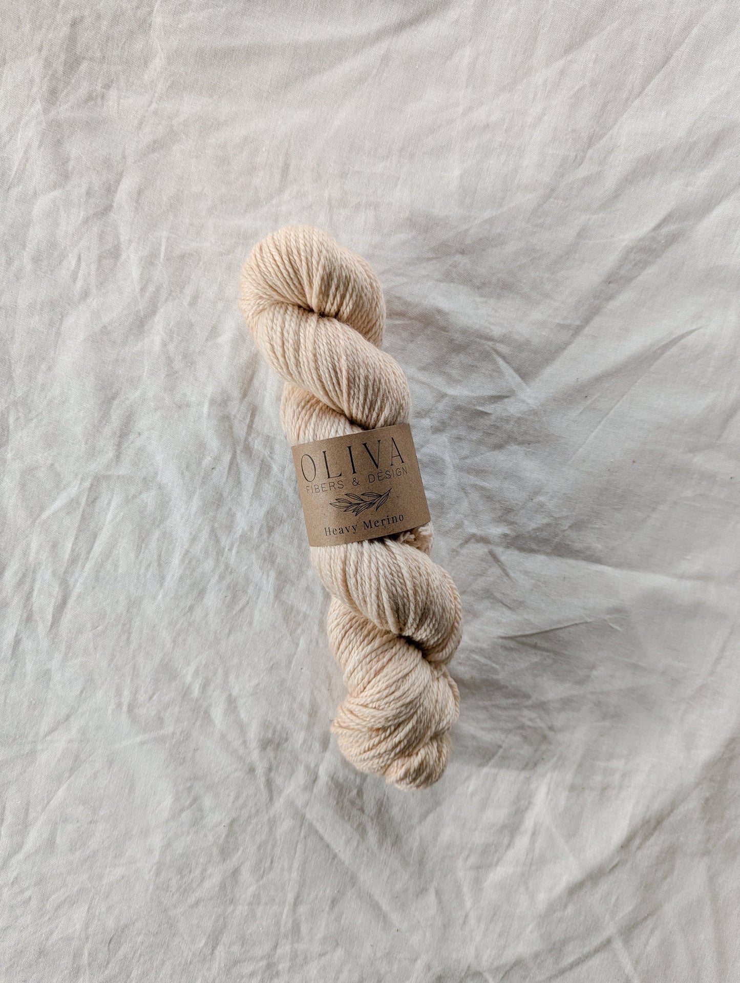 Marzipan - Håndfarget garn - Oliva Fibers & Design
