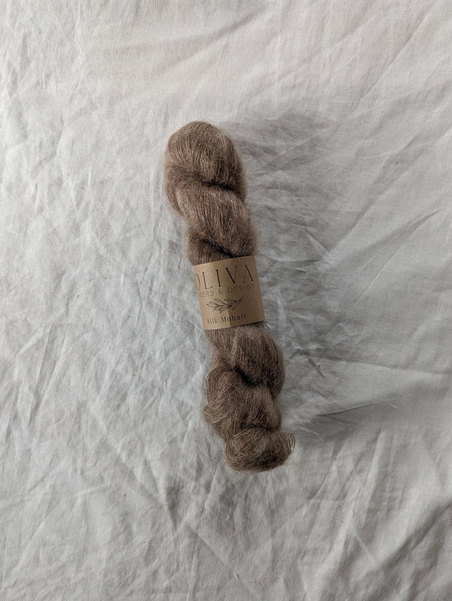Moody Brown (Limited Edition) - Håndfarget garn - Oliva Fibers & Design