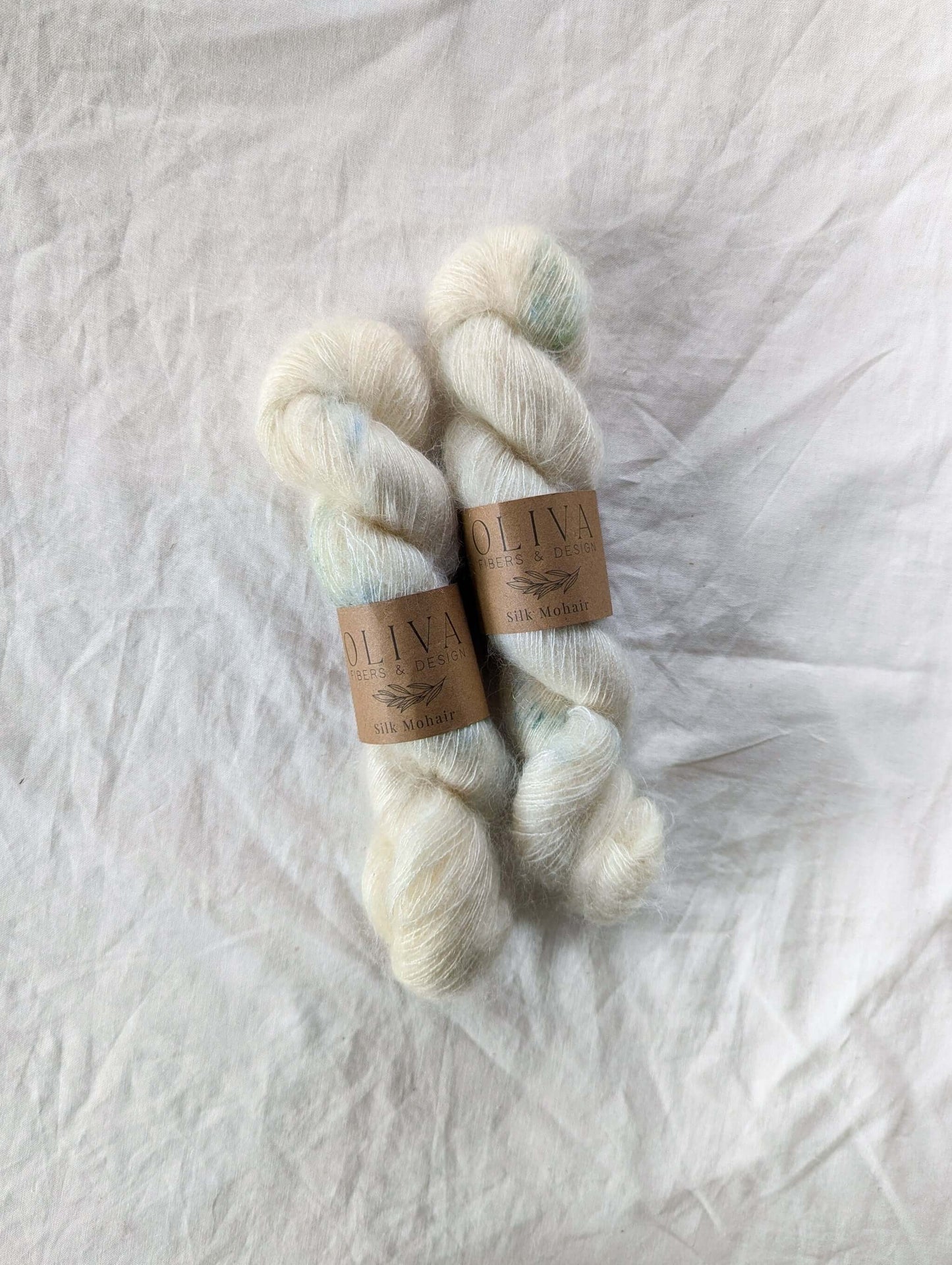Påfugl - Håndfarget garn - Oliva Fibers & Design