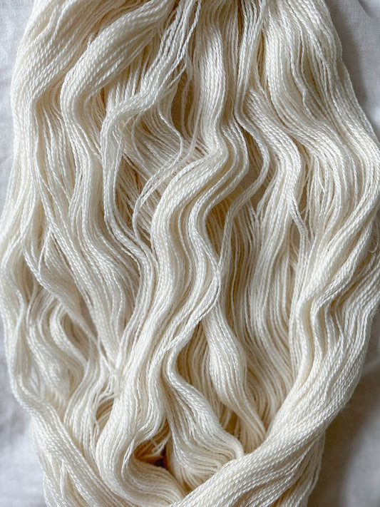 Perfect Lace (Limited Edition) - Håndfarget garn - Oliva Fibers & Design