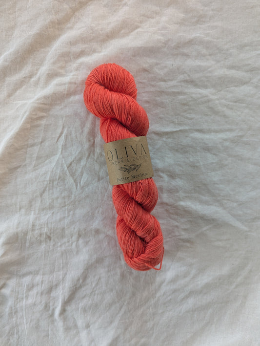 Hot Coral (Utgående) - Håndfarget garn