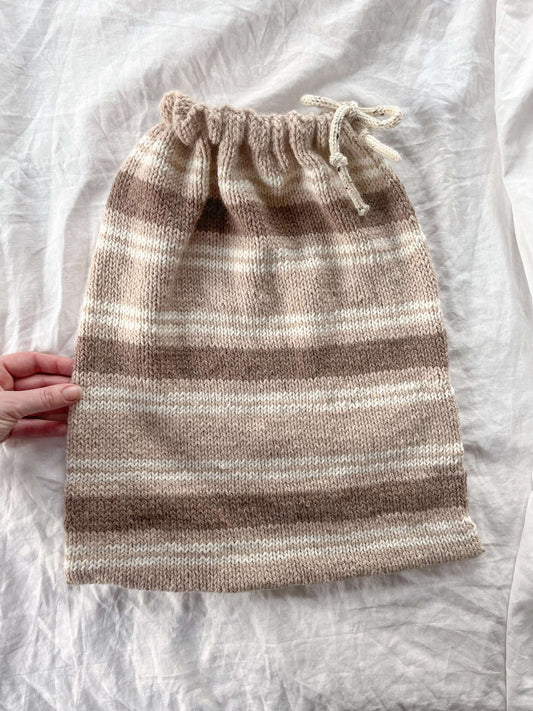Basic Knit Bag - Gratis strikkeoppskrift - Oliva Fibers & Design
