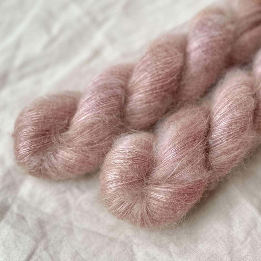 French Rose - Håndfarget garn - Oliva Fibers & Design