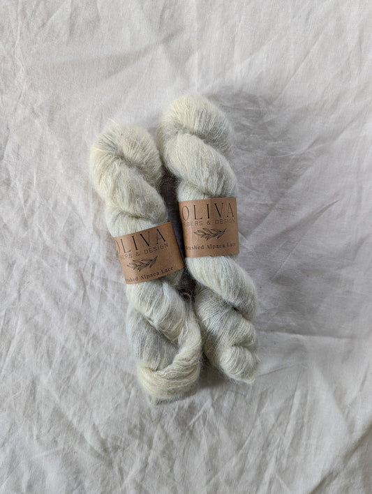 Frosted Leaf - Håndfarget garn - Oliva Fibers & Design