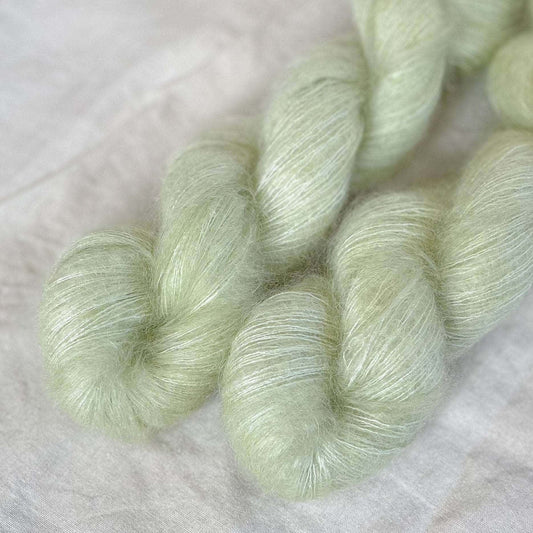 Honeydew - Håndfarget garn | Oliva Fibers & Design