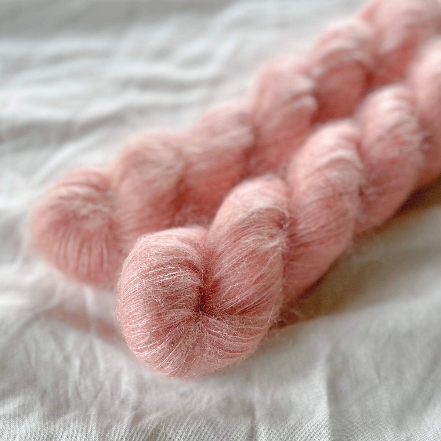 Macaroon - Håndfarget garn | Oliva Fibers & Design