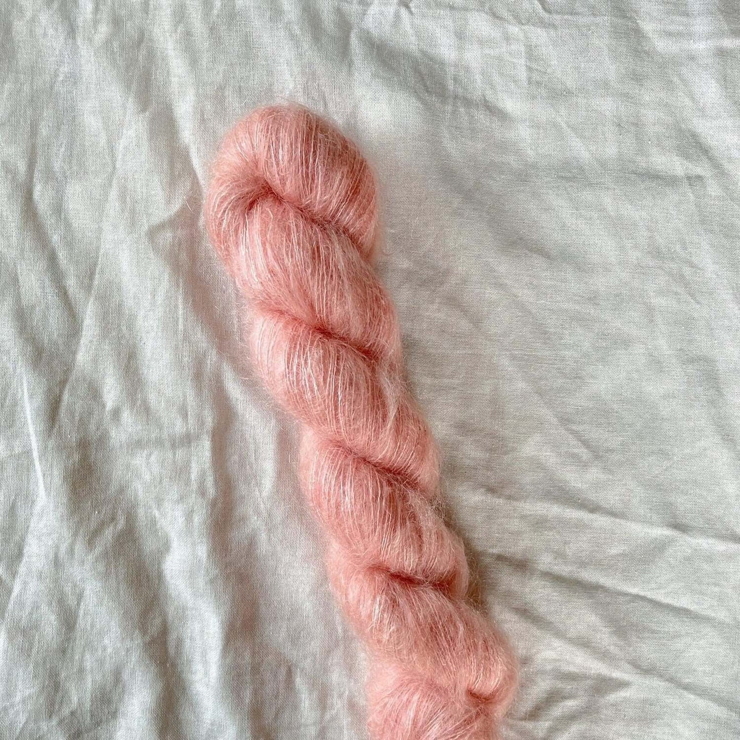 Macaroon - Håndfarget garn | Oliva Fibers & Design