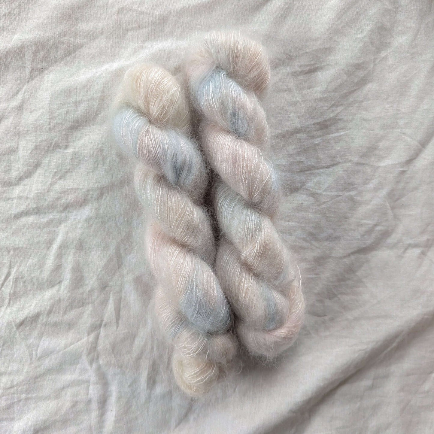 Morning - Håndfarget garn - Oliva Fibers & Design
