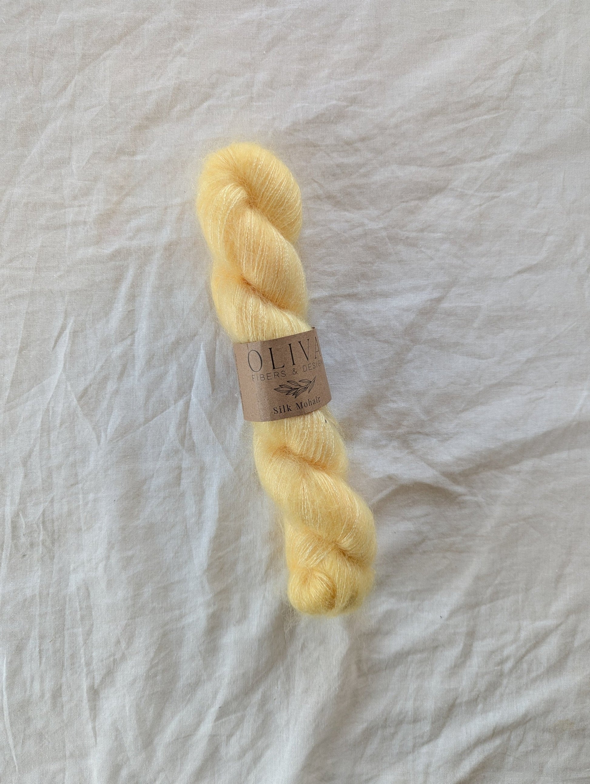 Påskelilje - Håndfarget garn - Oliva Fibers & Design