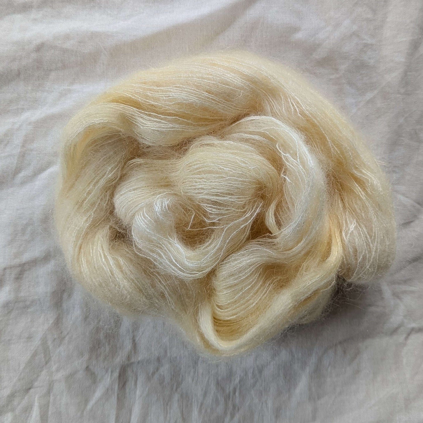 Sunshine - Håndfarget garn - Oliva Fibers & Design